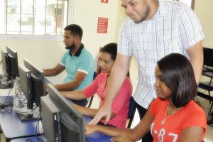 Loyola e INDOTEL ofrecen gratis cursos de Informática